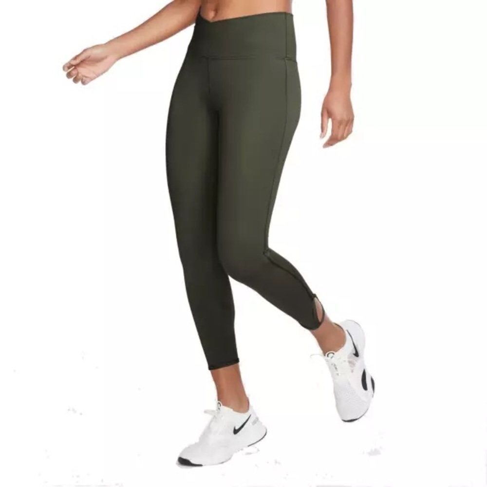 Nike Olive Green Yoga 7/8 Leggings